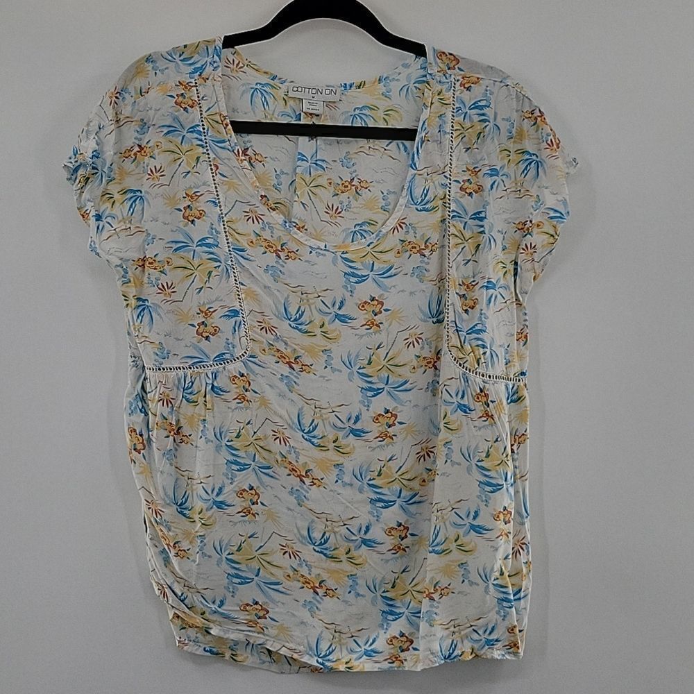 3for$20 Cotton On White Top w/ multi color design size M